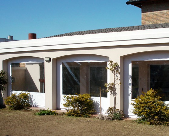 Cortinas con ventana PVC