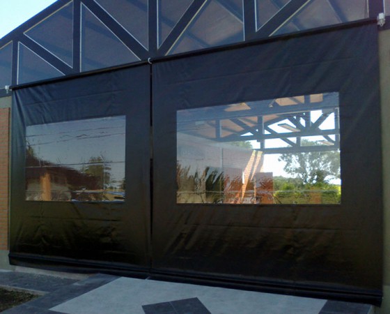 Cortinas con ventana PVC